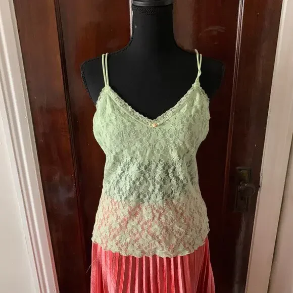 Y2K Vintage Light Green Lace Secret Treasures Camisole Sweetheart Flower MEDIUM - Picture 9 of 10